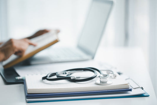 Crisi aziendale nel settore sanitario: perché l’advisor legale fa la differenza